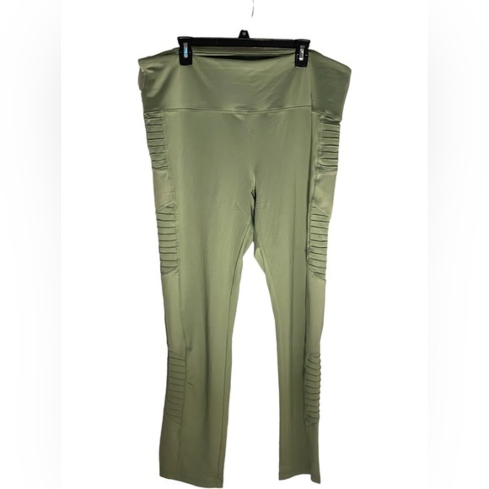 Ruby Ribbon Sport‎ Crop Leggings Leaf Shapewear Squat Proof